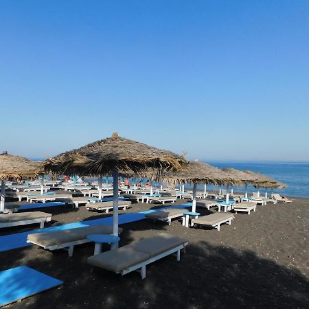 بيريسا One And Only Beachfront Rooms المظهر الخارجي الصورة